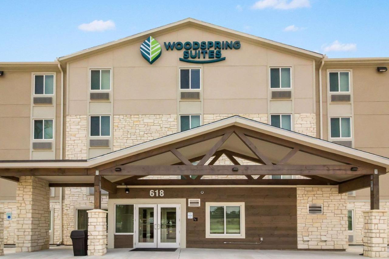 Woodspring Suites Лейк-Джексон Экстерьер фото